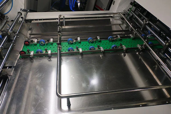 Intelligent Servo Disc Knife Laminating Machine